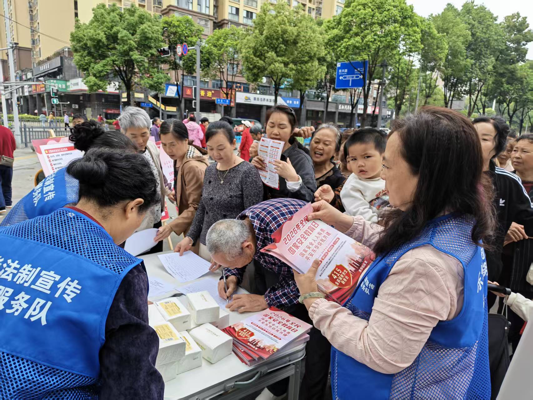 17bd258960db849e55d37c070f3dc75b