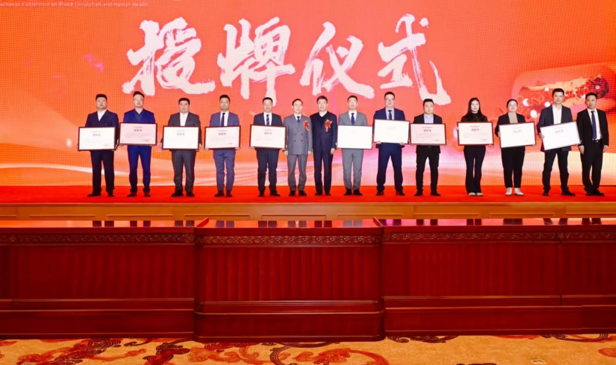 97ffcd8fe38a272416fd58a875580b56