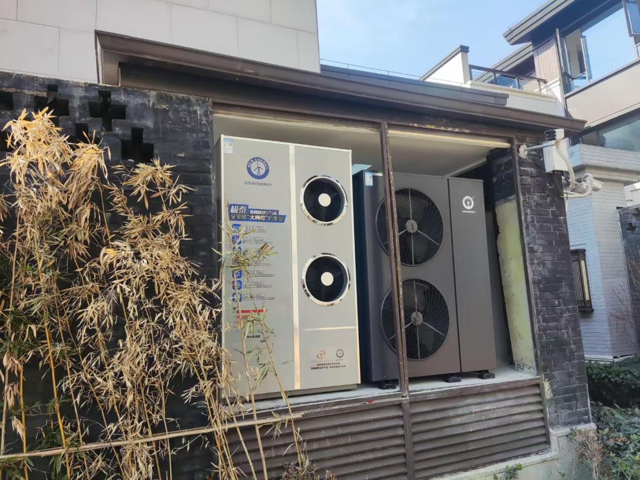 极泰1