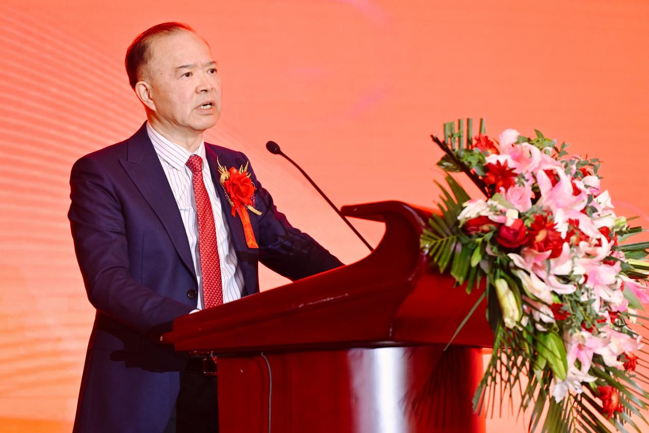 DSC_1193__16029975_a10868781736_plx