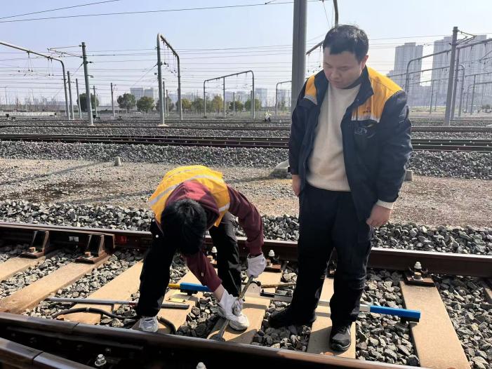 0aa073bf4551a1ca8f1cfa1915eecf11 0aa073bf4551a1ca8f1cfa1915eecf11