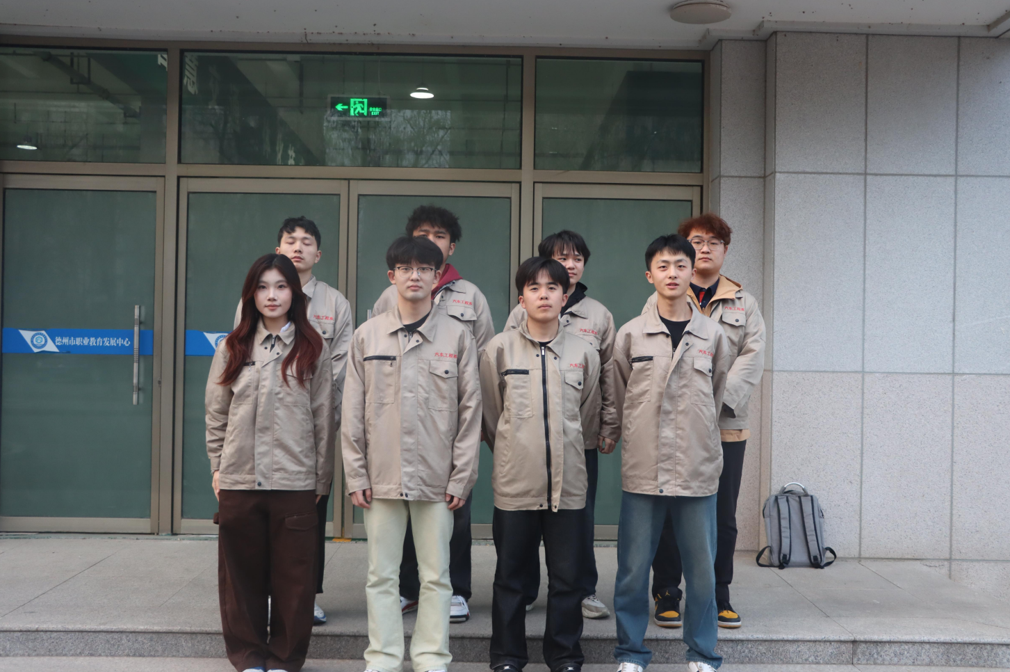 如图片无法显示,请刷新页面 如图片无法显示,请刷新页面