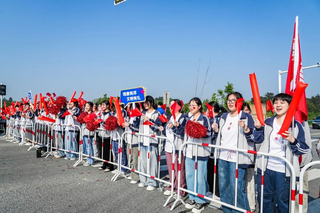 一镜千年，策马怀宁｜2026怀宁农商银行·怀宁马拉松跑出“诗乡果海”新篇章