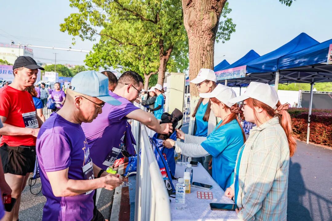 一镜千年，策马怀宁｜2026怀宁农商银行·怀宁马拉松跑出“诗乡果海”新篇章