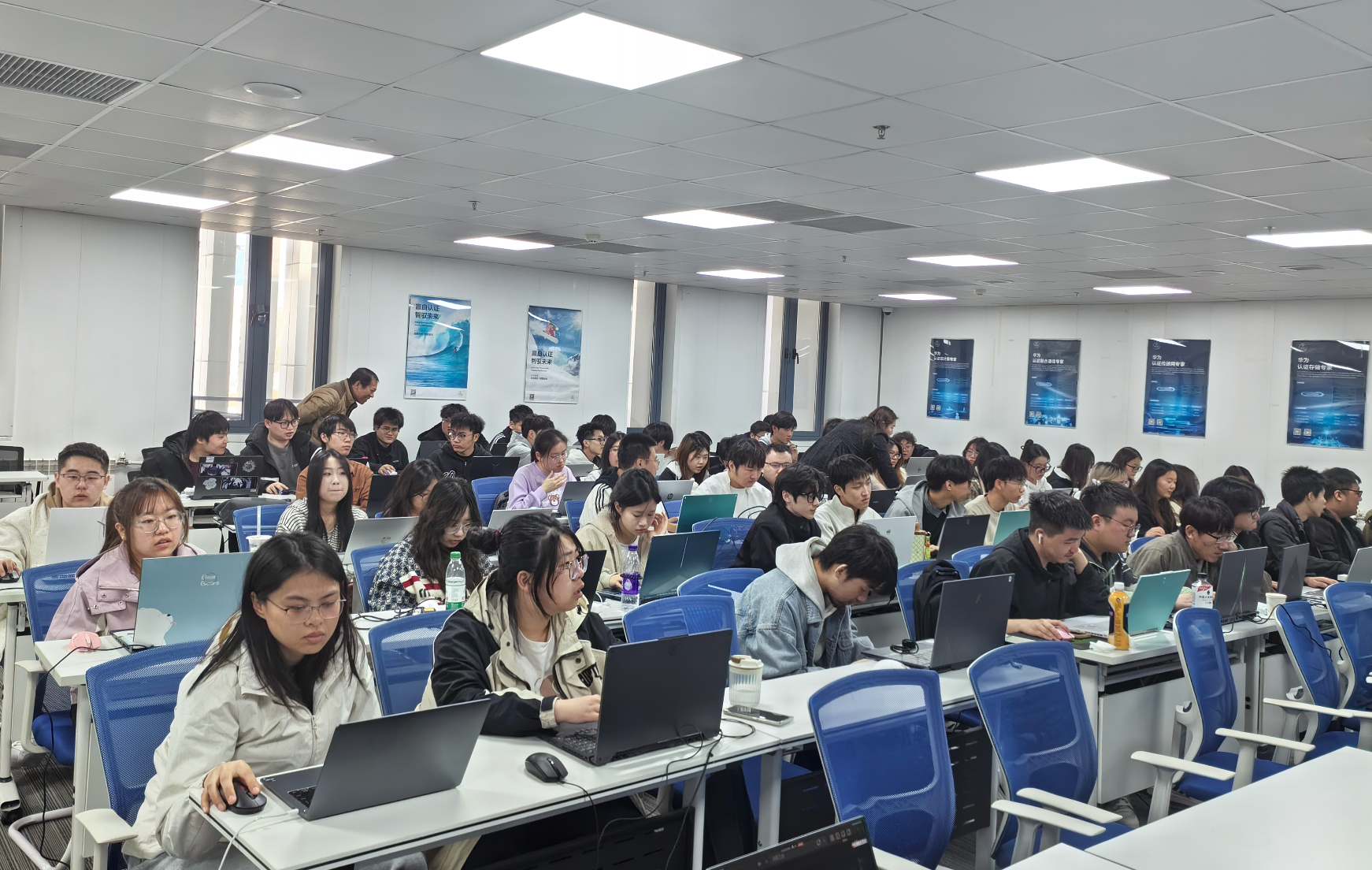 如图片无法显示，请刷新页面