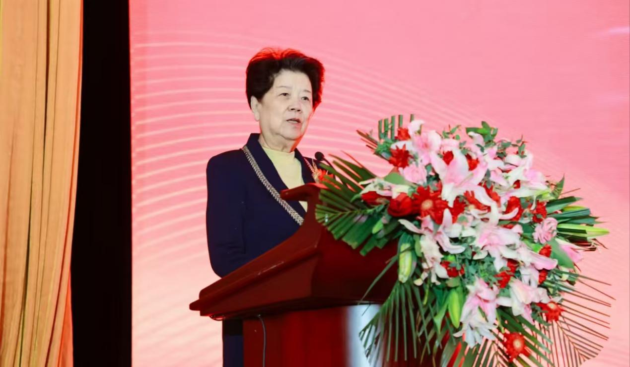 0135f90c36fe240bebbd4309791f5a0b