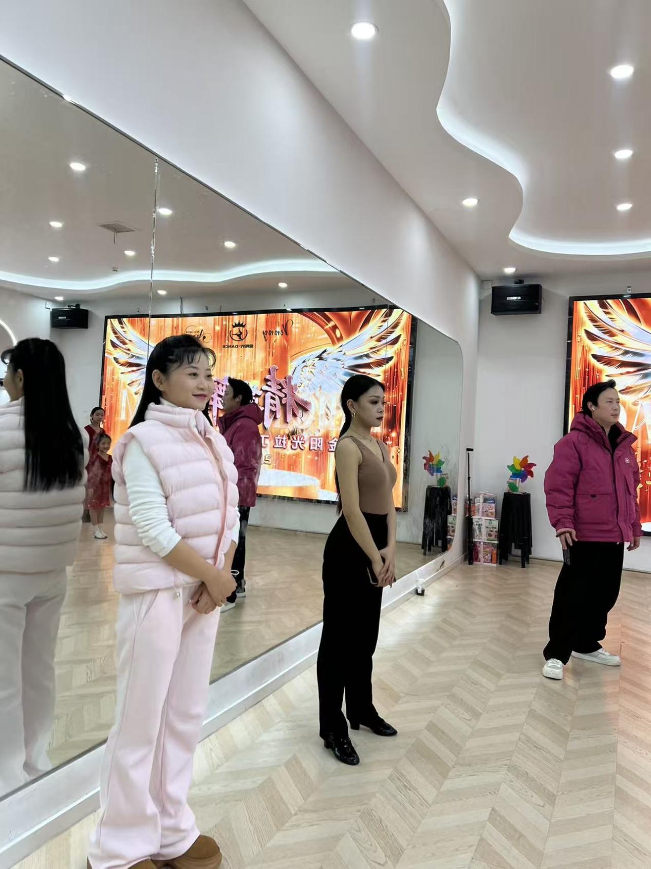 2ce6eb2812429e943a961289a8801620