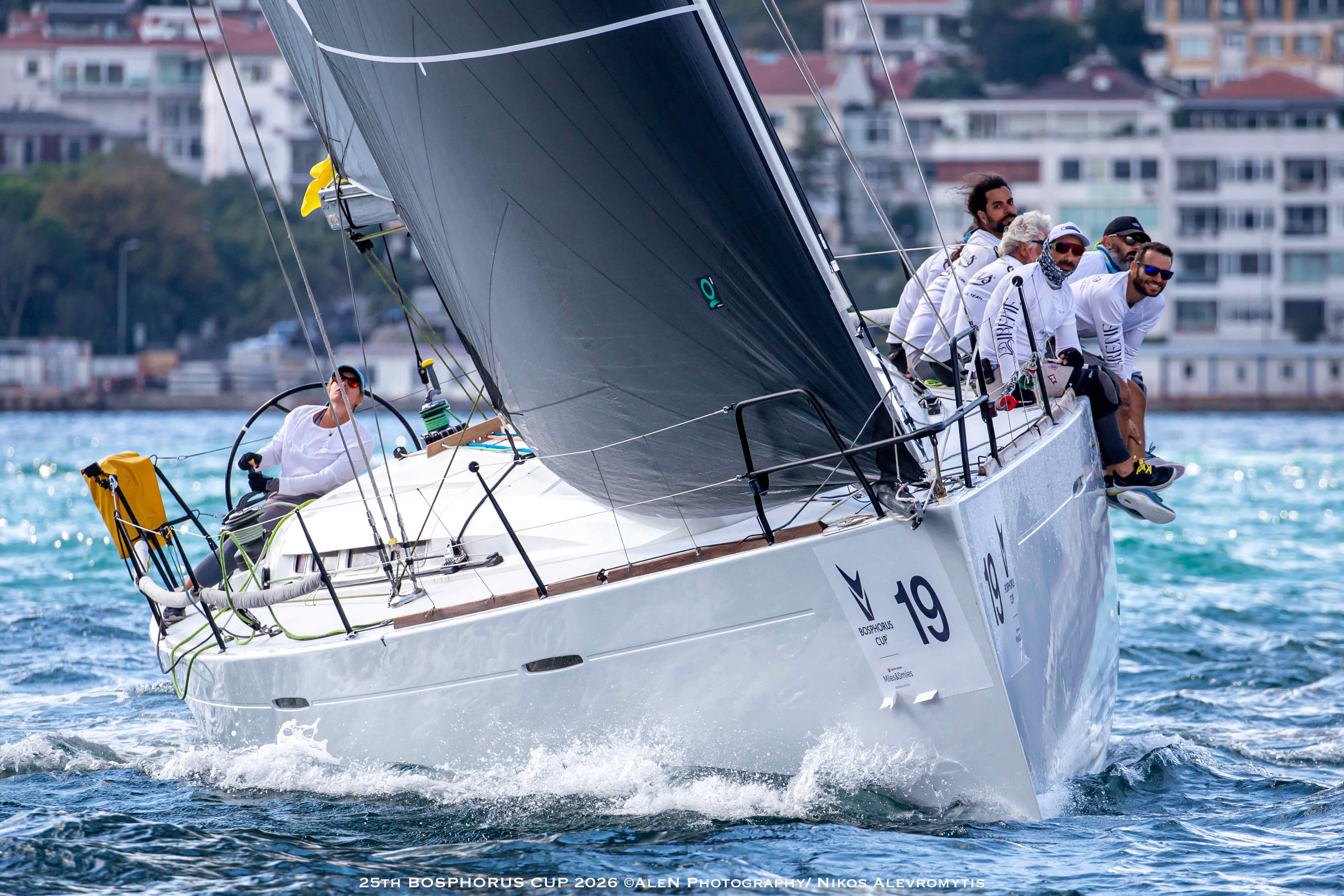 AleN_2026_09_19-6D-7309 (1) AleN_2026_09_19-6D-7309 (1)