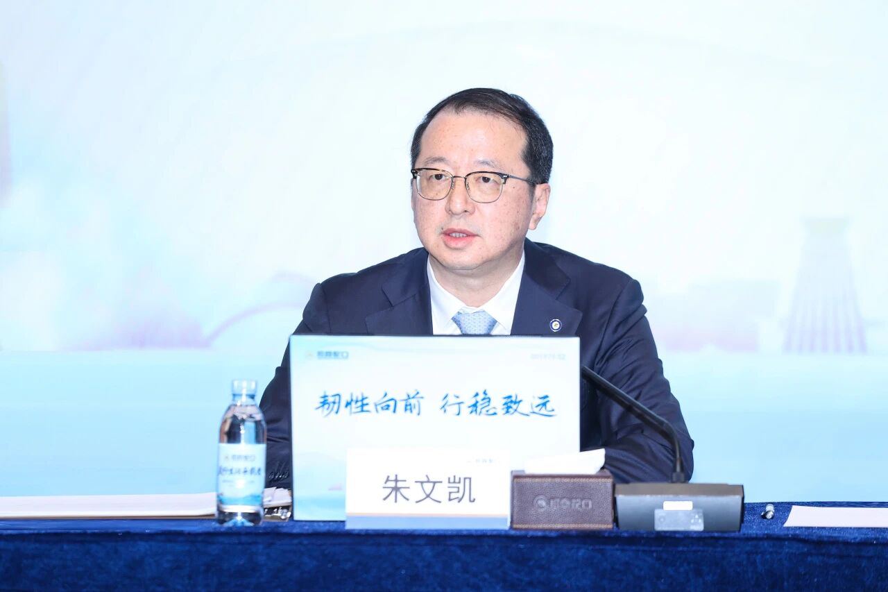 fff6dc10714325efc49acd0635016745