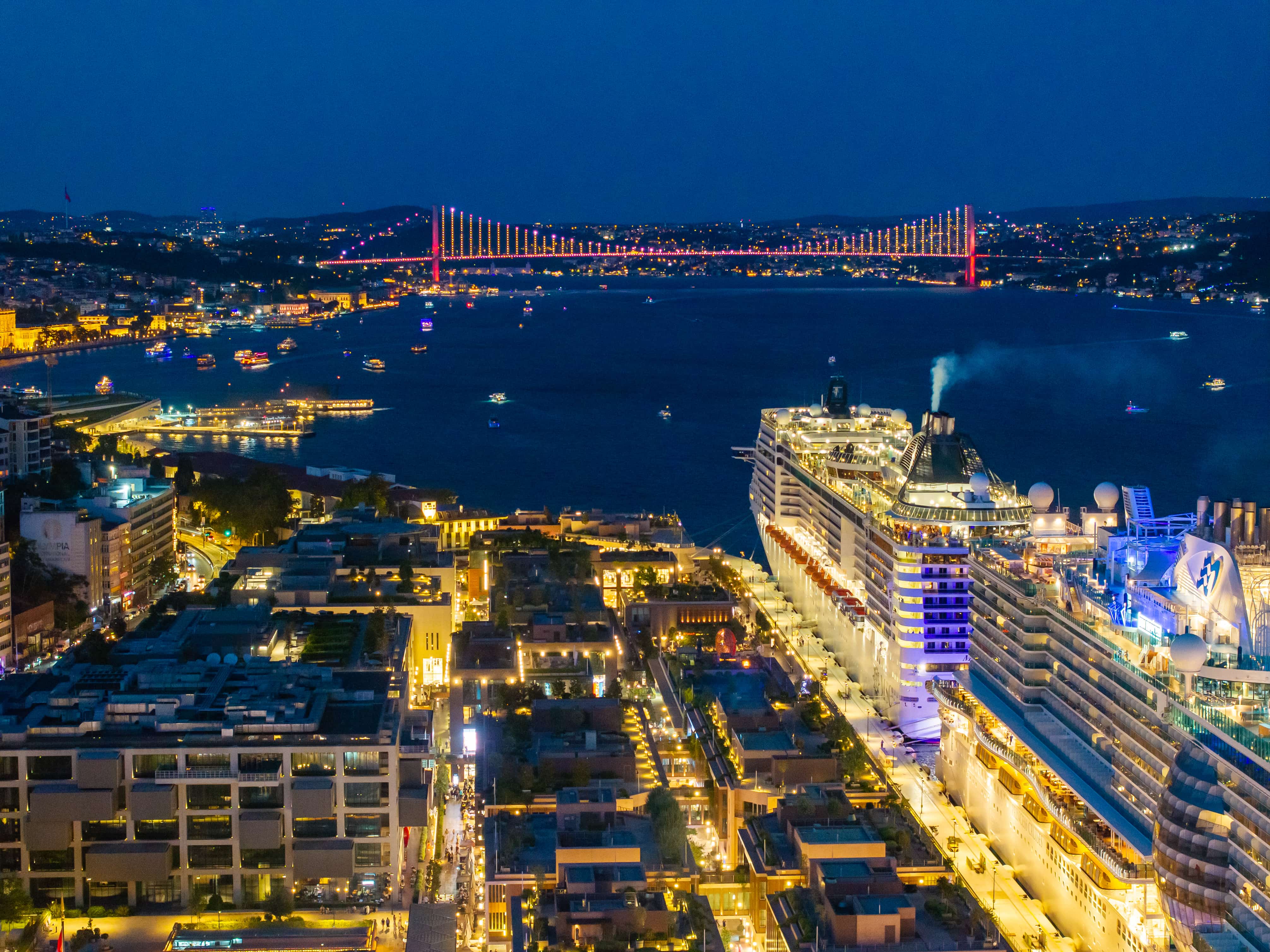 İstanbul Galataport Cruise Bosphorus 46 İstanbul Galataport Cruise Bosphorus 46