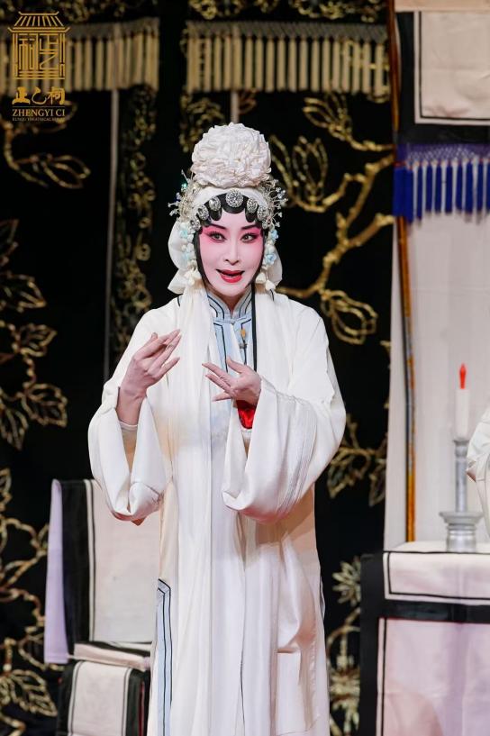 d784be07f53301d224d2d1c2ac568602