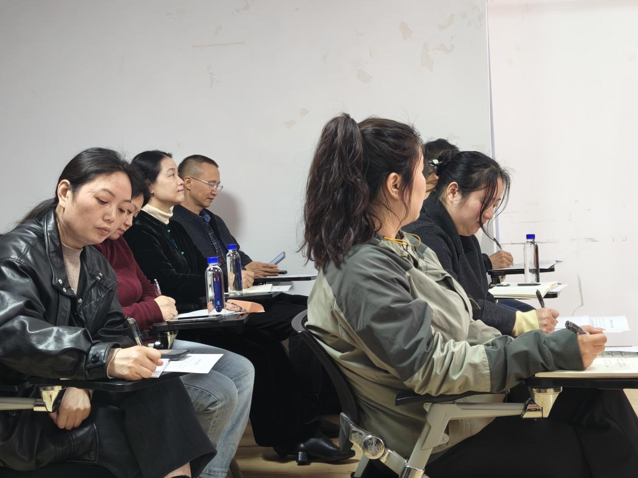 eb8e9ee95532770eb591685f66843e51