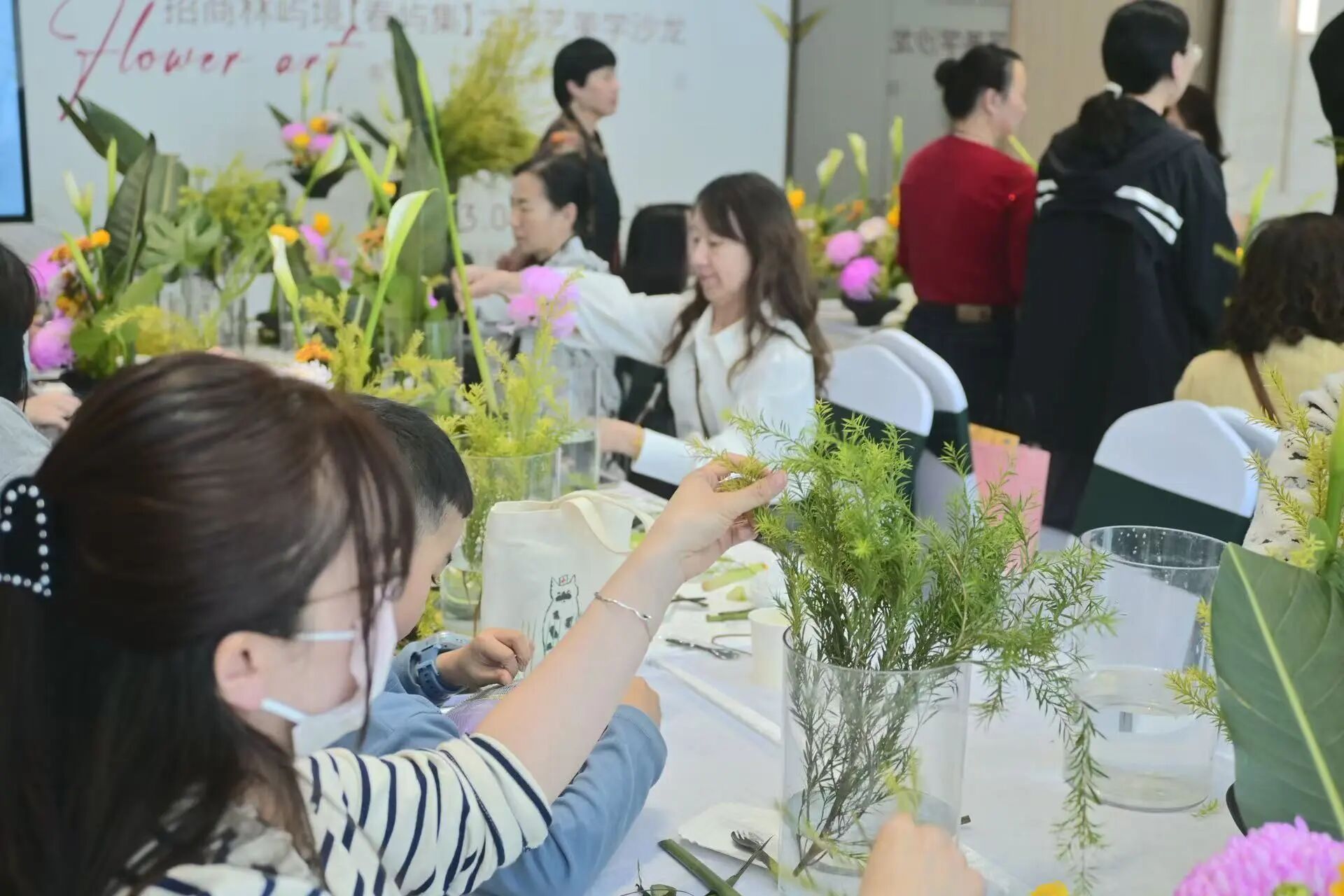 春屿集×智弈未来，在广州招商林屿境，让花香与科技温暖归家