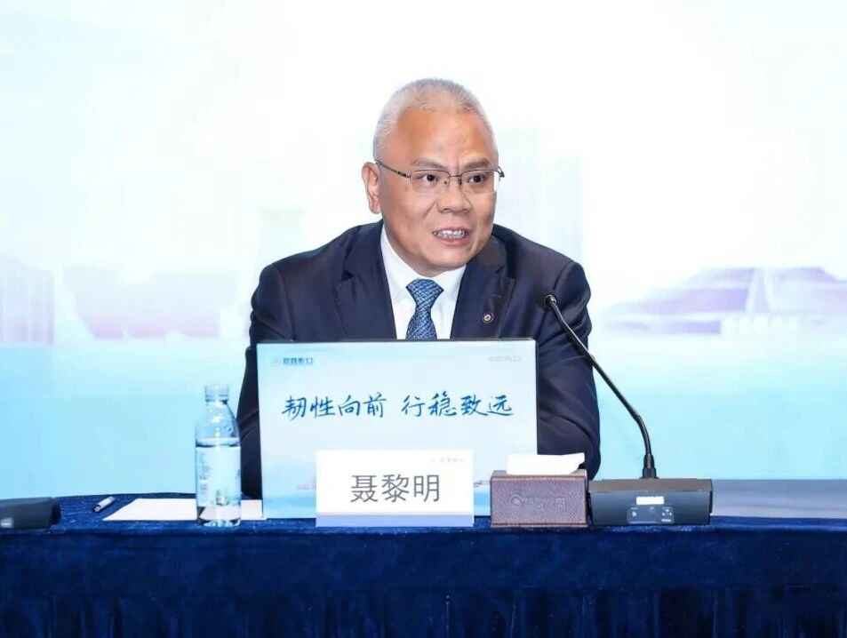 1d8d323928aa2f159e2ae11c0818d8f8